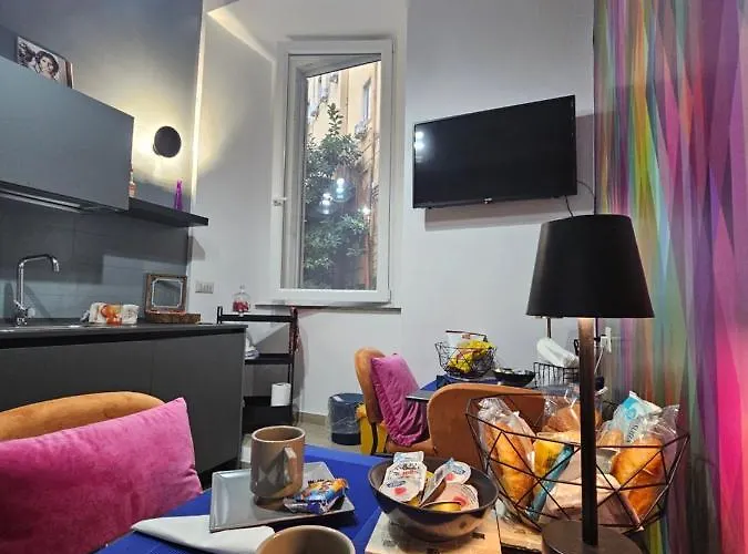 Daymoon House Vanvitelli, Napoli